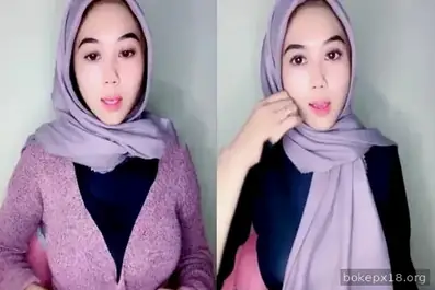 Tiktoker Imut Cantik Pamer Body Montok Saat Live